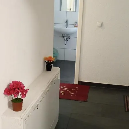 Tina In Zentrum Apartmán *